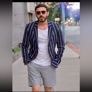 Premium linen cotton short in excellent condition size 36